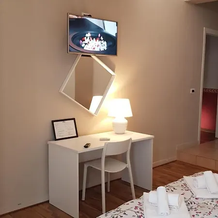 アルベルゴ ラ スヴォルタ ホテル 2*